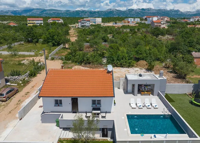 Casa de Férias Maslenica *