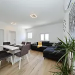 Maslenica Holiday home