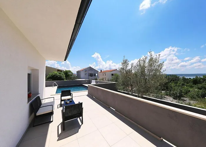 Nyaraló Maslenica Maslenica