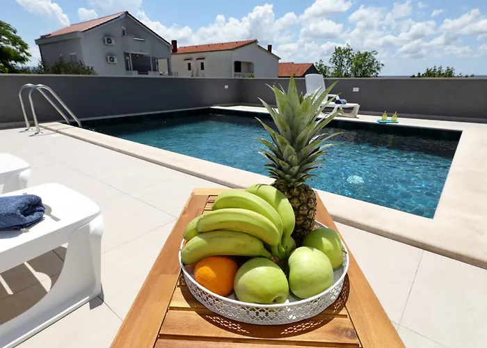 Holiday home Maslenica *